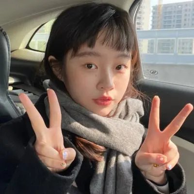 人浮于爱海报